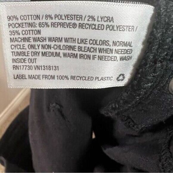 Universal‎ Thread Womens Jean Shorts Black Cotton Denim Cuffed Size 26WR - Picture 6 of 7